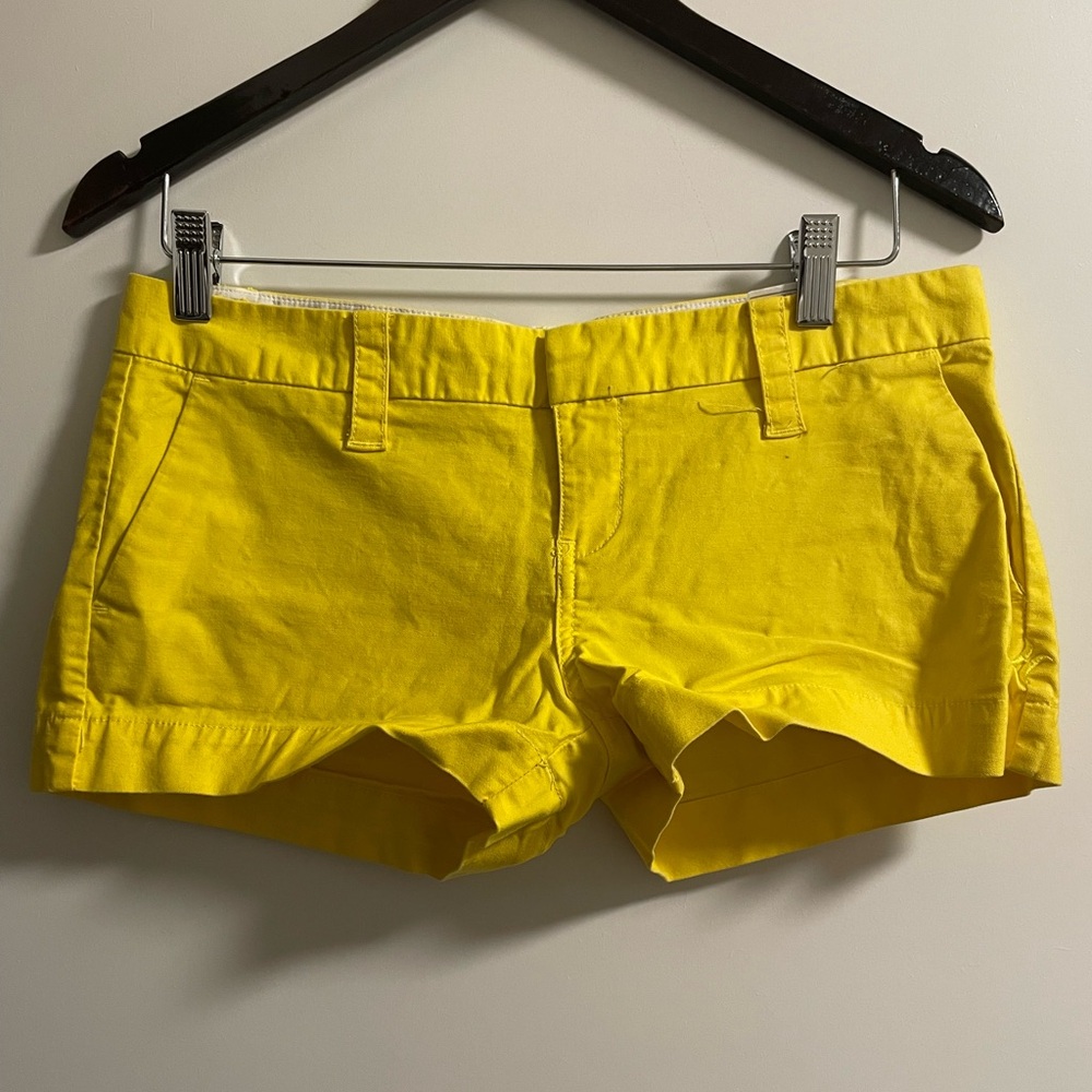 Neon Shorts! 💛